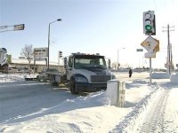 snow-covered-stoplight-green-bayjpg-0868c40b42f2dc8e_large.jpg