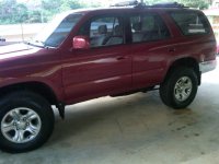 Mi 4Runner con spacers6.jpg