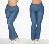 362f0a93510a98e6_coco-camel-toe.jpg