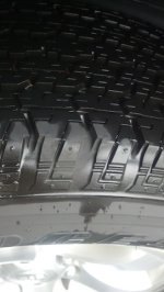 tire1.jpg