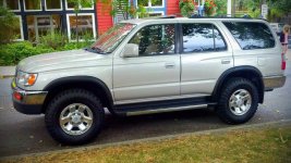 Toyota 4Runner Sept 2012.jpg