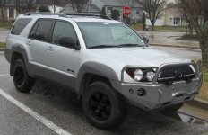 03-05_Toyota_4Runner_SR5rBlack2.jpg
