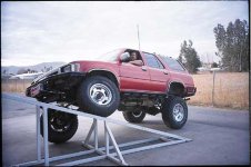 38712_large+toyota_pickup_4runner+driver_front_side_view.jpg
