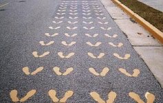 footprints.jpg