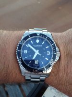 vic1006_1.JPG