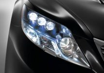 a-look-at-the-new-led-headlights-on-the-lexus-ls600h_100219754_m.jpg