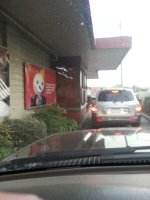 windsheild chiped.jpg