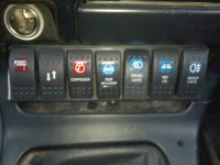 rig dash switches.jpg
