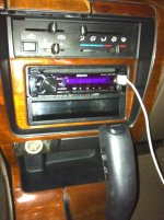 radio fin.jpg radio fin.jpg