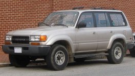 800px-Toyota_Land_Cruiser_--_03-25-2010.jpg