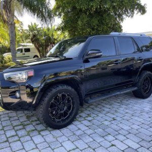 2015 4Runner SRS Premium