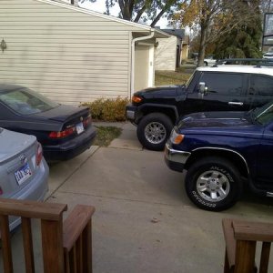Our family driveway the week b4 i traded off my FJ. 07 FJ, 07 Camry SE, 97 4R, 97 Camry XLE.