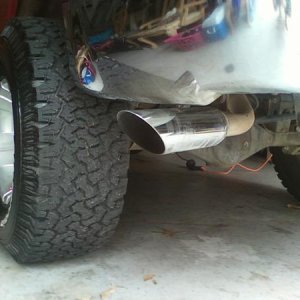 Dual exhaust