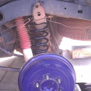 skyjacker nitro 8000 shock, OME 891 coil, 3.5" skyjacker block on top of coil