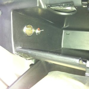 Over-ride Switch for DVD.
Also added 12V (for charging)