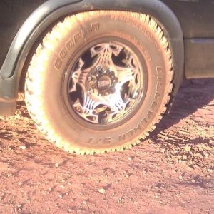 tire does not fit in the wheel well