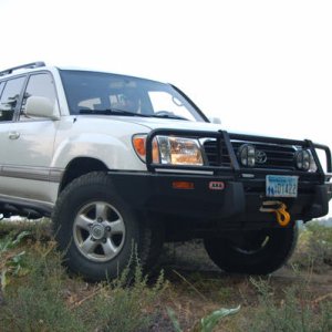 99 UZJ 100 neighborhood poser offroading