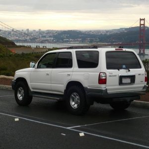 PHEONA 4 RUNNER 009