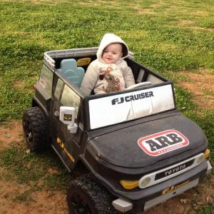 Dominic chillin in the FJ