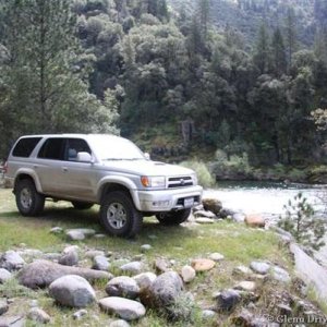 Mountain trip for a Hummer H2 commercial