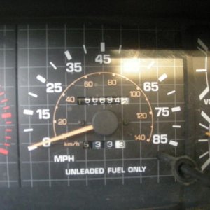 84 4runner 008