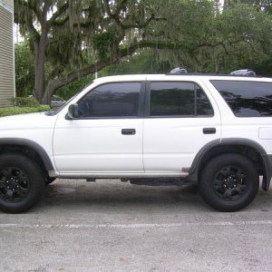Side profile.  Removing the running boards added SO much height!