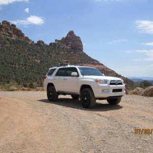 Quick trip with the wife to Sedona to test the new lift and tires.