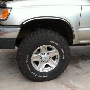 BFG KM2's 255/85R16