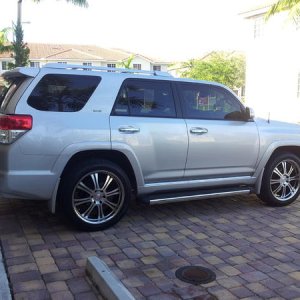 2012 SR5 Black Rhino Sabi 22's Nexen 285/45 OEM mud flaps and running boards HID headlights and fog lights (8K) aluminum antenna.