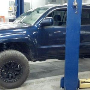 Freshly installed Ultimate lift kit.