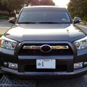 Flat black bezels