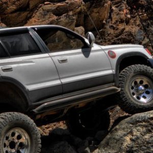 Getting flexed on AZ trail.  Removed rear sway bar.