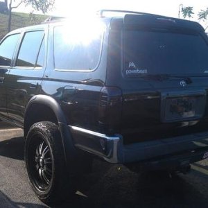 1999 sr5 4wd 4runner with 4 inch toytec lift kit and 275/55 20's, all blacked out
