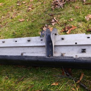 Bent bracket sm