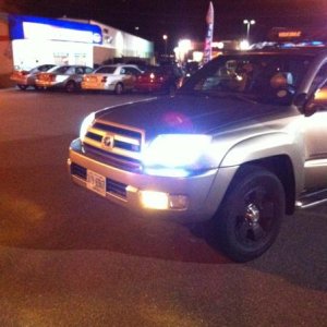 yellow putco fogs with the HID's
