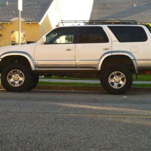 Tundra Bilsteins Toytec coils on 2nd notch.