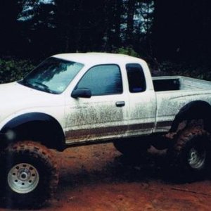 2000 Tacoma 14" Lift
