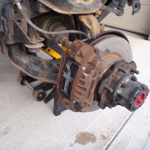 2nd gen. 4Runner V6 rotors & calipers