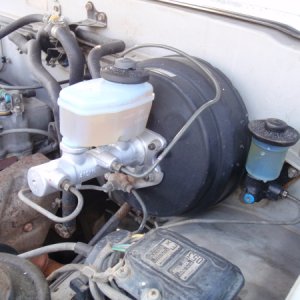 2nd gen. 4Runner V6 dual diaphram brake booster & FJ80 larger master cylinder