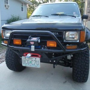 Warn VR10000 winch, fabricated front license plate mount