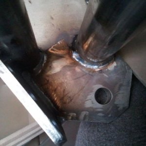 driver side mount for shackle.