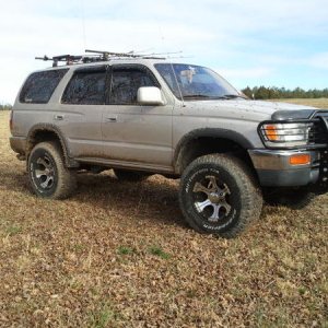 on the farm after a 16 hour trip from FL to VA