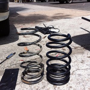 new rear springs, these were supposed to be 2" of lift but instead its still stock height and sagging a little less.. Went too cheep on these. Wont ha