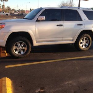 Daystar 2.5/1.5" leveling kit Nitto Terra Grapplers 265/70/17