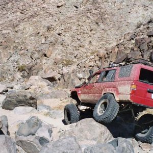 Aftershock in Johnson Valley (The Hammers)