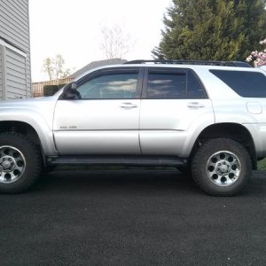 FJ TE rims & BGF KM 255/75/17 tires