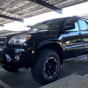 2007 4Runner Sports Edition - Left Front