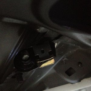 twisted bracket