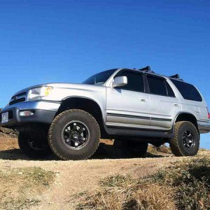 Cougar 3rd Gen T4R w/ 16x8" Konig Countersteer Offroads in graphite gunmetal.