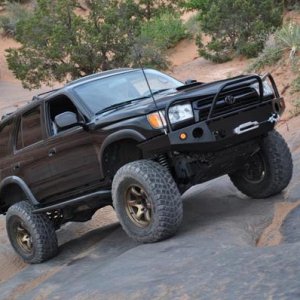 ToyTec / sn0wrunner Jeff's 3rd Gen T4R w/ 16x8" Konig Countersteer Offroads in anodized bronze.